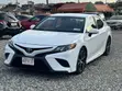 Toyota Camry SE 2018 White - 3