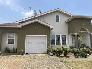 4 Bedroom House for Rent in Royal Palm Estate, Community 25