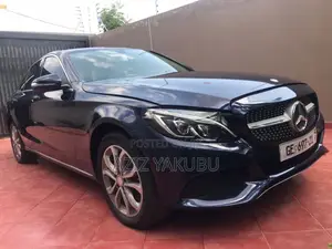 2018 Mercedes-Benz C300 Base C300 AWD 4MATIC Sedan