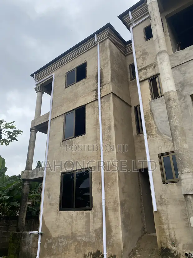 Premium PVC Downspout (Downpipe) - 1