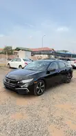 Honda Civic Touring Sedan 2019 Black - 2