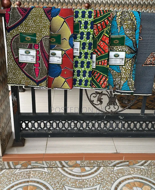 Vlisco Printed Fabric - 6 Yards - 1