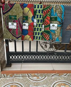 Vlisco Printed Fabric - 6 Yards