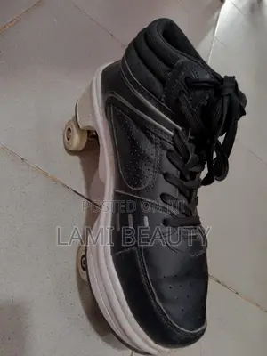 4-Tire Roller Blades - Size 39