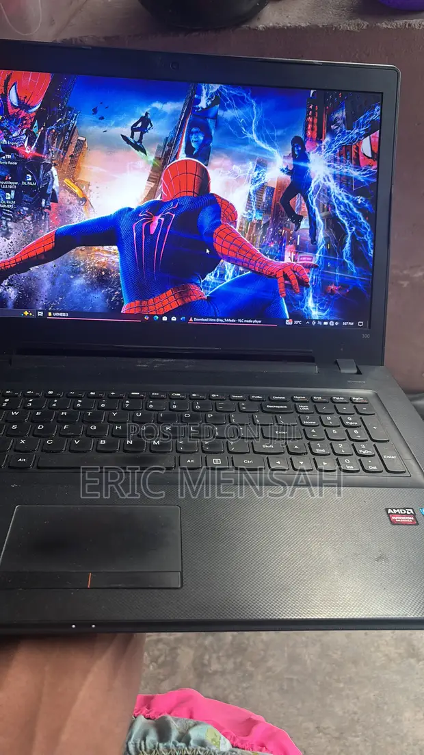 Lenovo IdeaPad 300 Laptop - Intel Core i7, 16GB RAM, 1TB HDD+SSD - 1