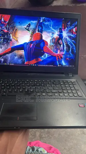 Lenovo IdeaPad 300 Laptop - Intel Core i7, 16GB RAM, 1TB HDD+SSD