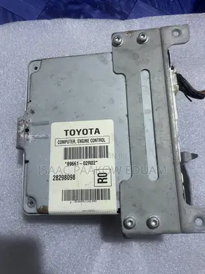 Toyota Corolla Engine Computer Control Unit