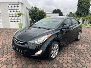 2013 Hyundai Elantra Limited Sedan FWD (1.8L)