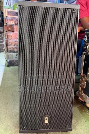 RCF HDL 20-A 10-inch Active Line Array Speaker