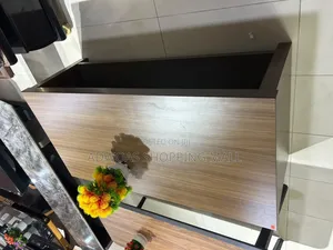Quality Center Table - Brand New