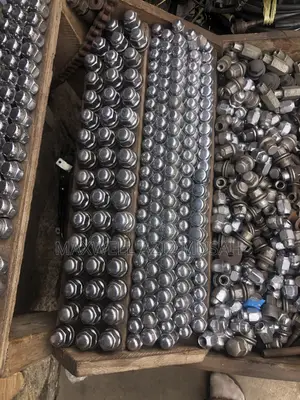 Stored Nuts for All Cars Available