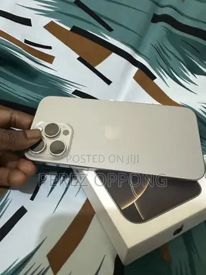 Apple iPhone 16 Pro Max 512GB Silver