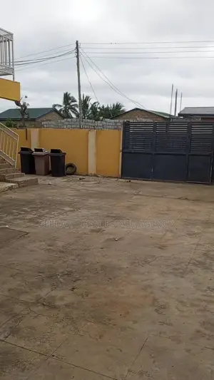 9-Bedroom Apartment for Sale in Sefdard Properties, Ablekuma