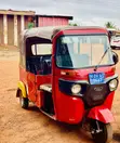 Bajaj RE 2025 Red - 4