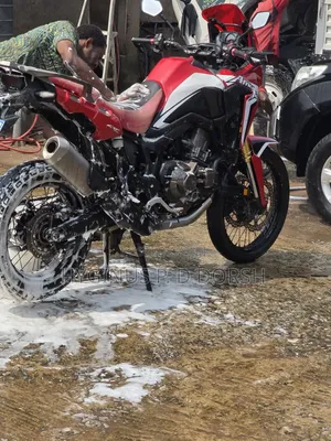 Honda Africa Twin 2017