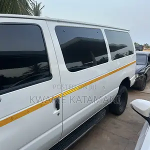Ford E350 2010 - White