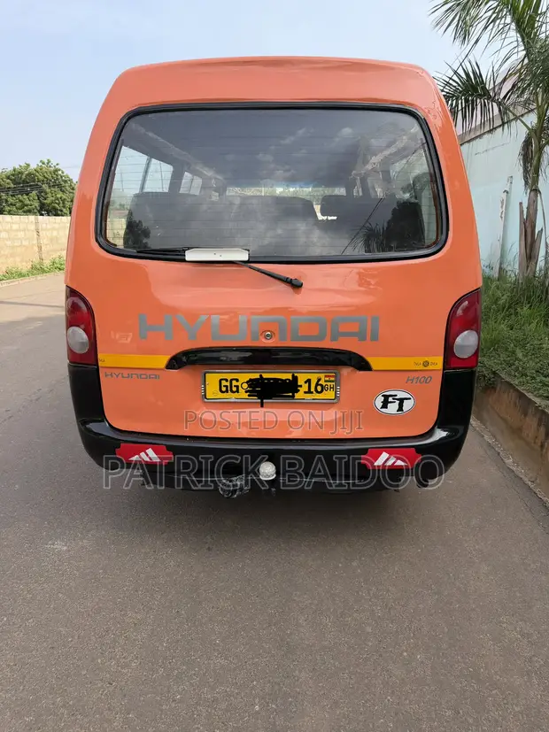 Hyundai H-100 2004 Orange - 1