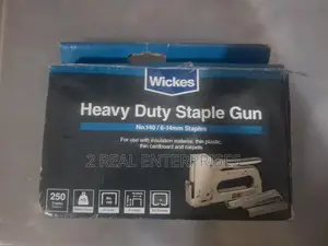 Wickes Heavy Duty Staple Gun Set with 250 Staples