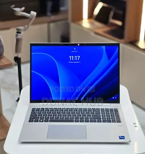 HP EliteBook 860 G10 Laptop - Intel Core i5, 16GB RAM, 512GB SSD