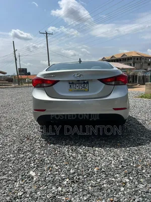 Hyundai Elantra 2015 Silver
