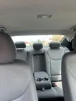 Hyundai Elantra 2015 Silver - 2