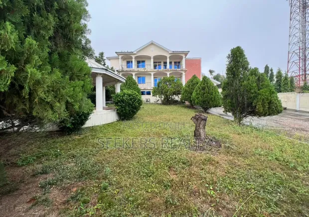 7-Bedroom House for Sale in McCarthy Hill - 1