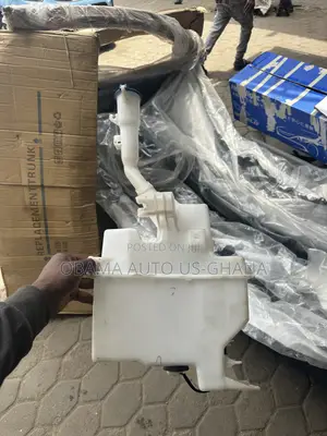 Kia Sportage Wiper Wash Bottle (2022-2025)