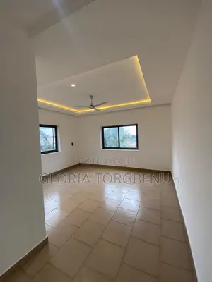 2-Bedroom Apartment for Rent in Lakeside Estate