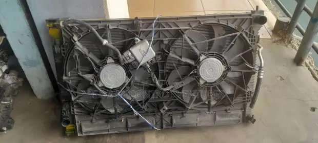 Nissan Rogue 2022 Watertank and Condenser Complete - 1