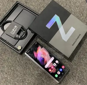 Samsung Galaxy Z Fold 3 256GB Silver