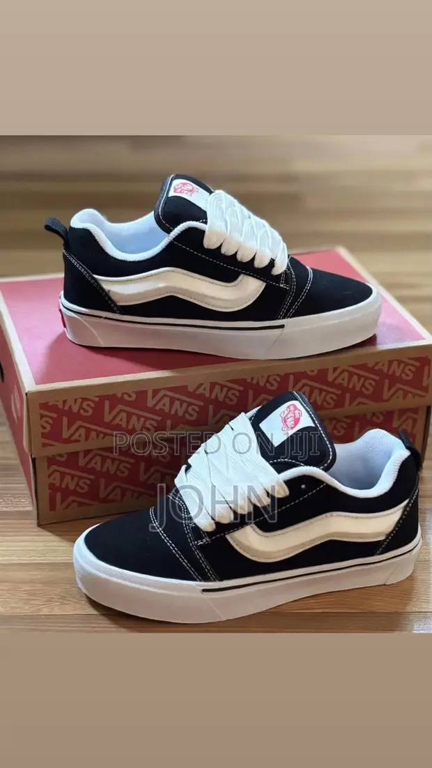 Vans Knu Skool Sneakers - 1