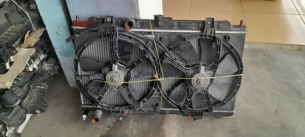 Nissan Sentra 2005 Water Tank and Condenser - 1