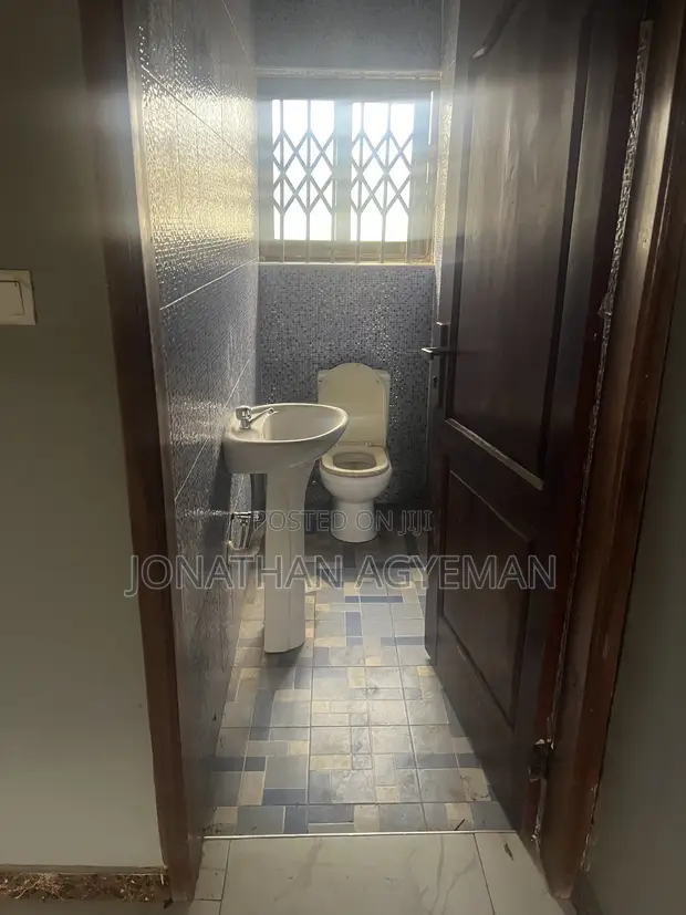 Furnished 2-Bedroom Apartment in Agys Estate, Ofankor for Rent - 1