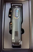 Wahl WA-6104 Rechargeable Hair Clipper - 2