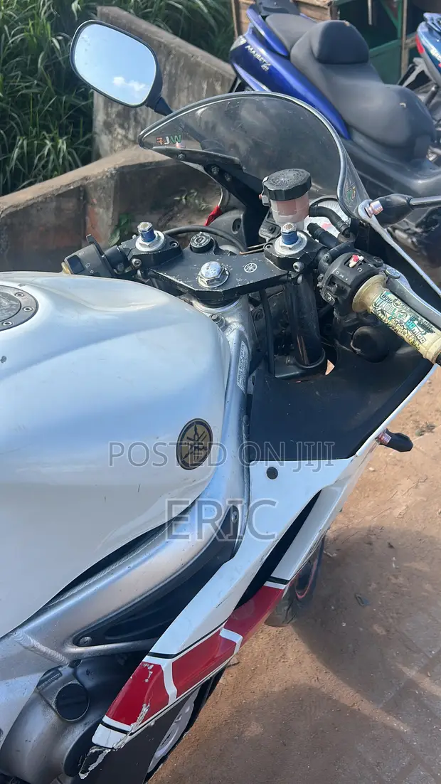 Yamaha R6 2017 White - 1