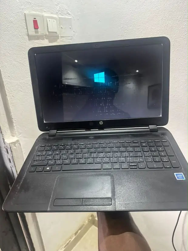 HP 15 Laptop - 4GB RAM, 500GB HDD - 1