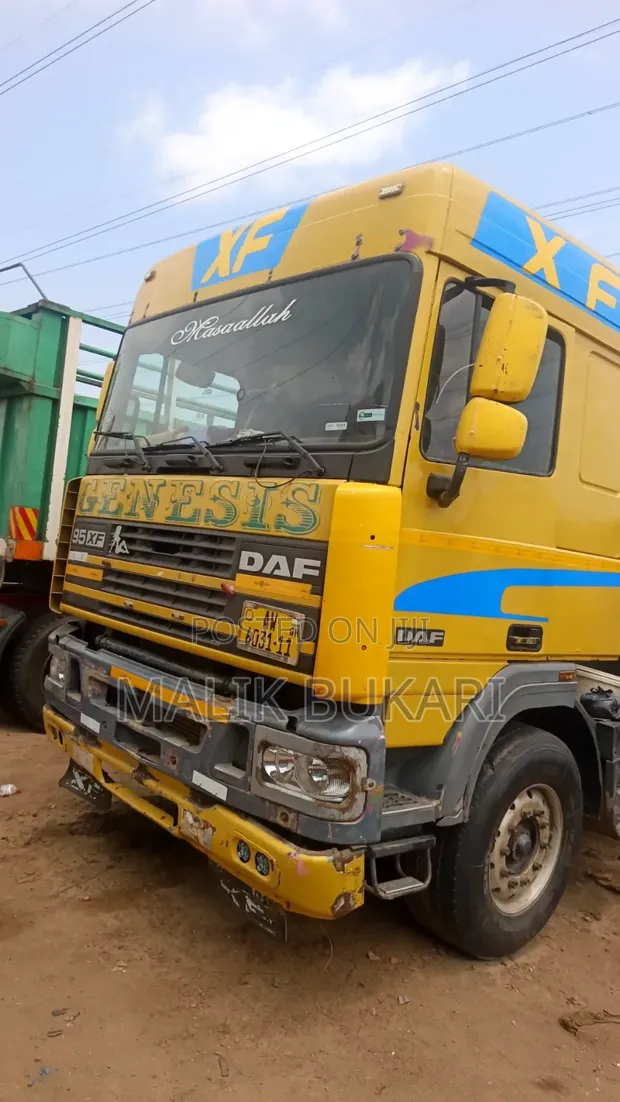DAF 95 ATI 1998 Complete Head with Flat Trailer - 1