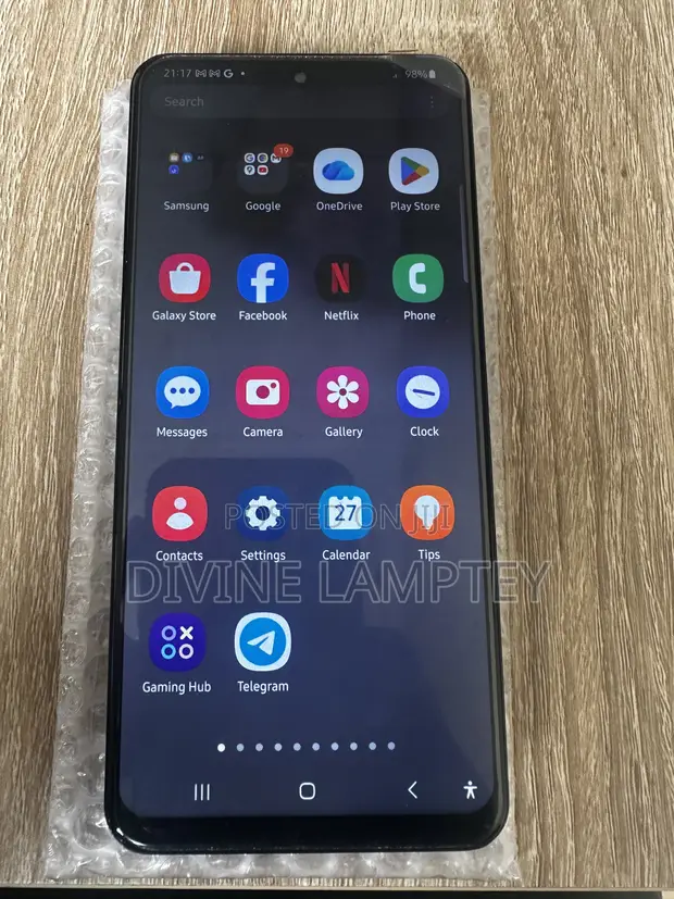 Samsung Galaxy S20+ 128GB White - 1