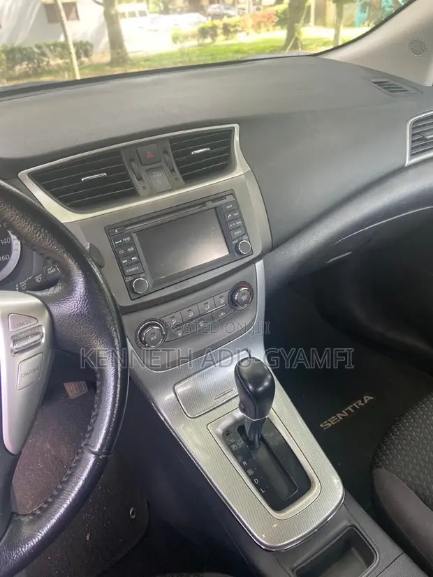 Nissan Sentra S 2013 Black - 1