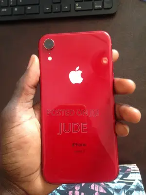 Apple iPhone XR 64GB Red
