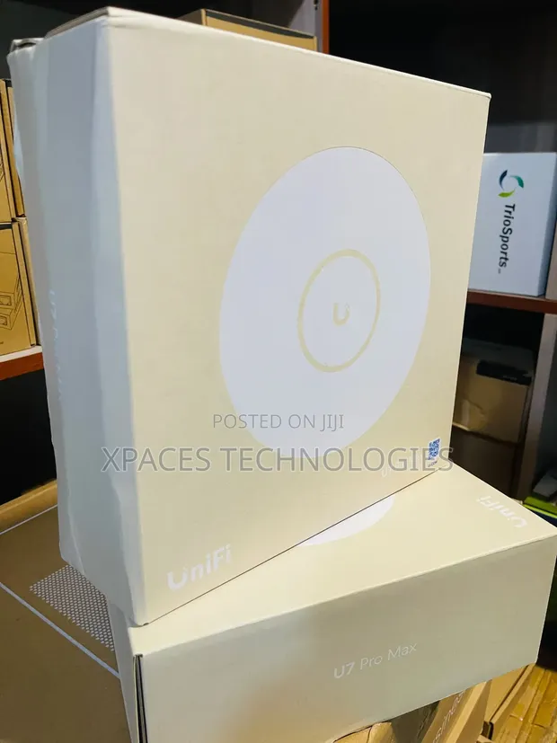 Ubiquiti UniFi U7 Pro Max WiFi 7 Access Point - 1