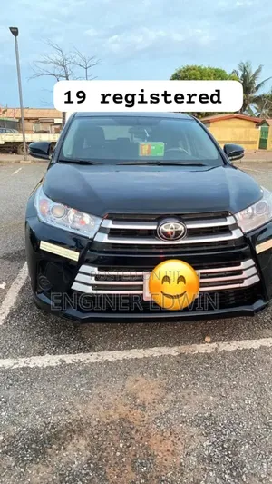 Toyota Highlander LE Plus 4x4 V6 2017 Black