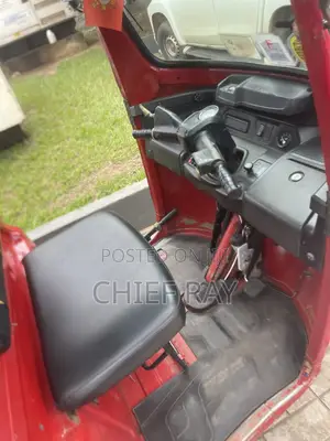 TVS King Deluxe Plus iTouch Start 2024 - Red