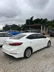 Hyundai Elantra 2017 White - 2