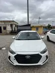 Hyundai Elantra 2017 White - 5