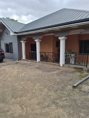 3 Bedroom Executive House for Rent in Amasaman