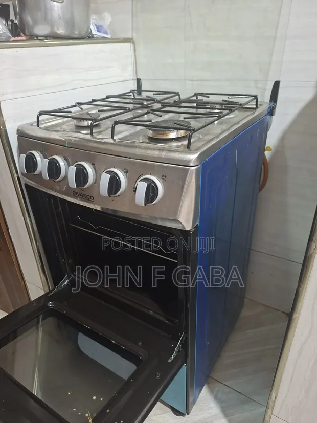 Nasco 3-Burner Gas Cooker - 1