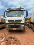 Sinotruk Howo TX Heavy-Duty Flatbed Truck - 3