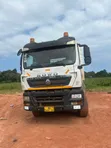 Sinotruk Howo TX Heavy-Duty Flatbed Truck - 4