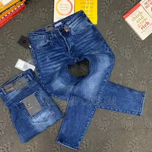 HAIHUI Premium Jeans - Light Blue Slim Fit